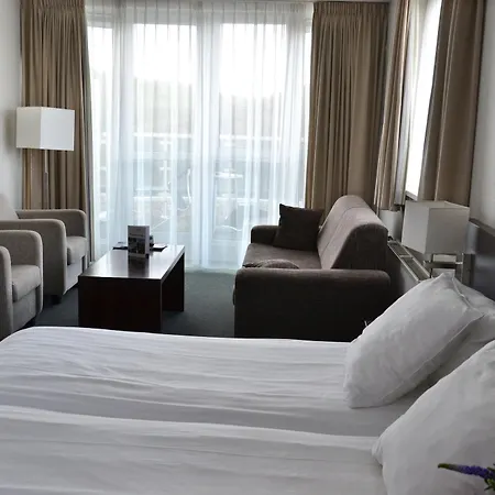 Fletcher Restaurant Zeeduin Hotel 4*