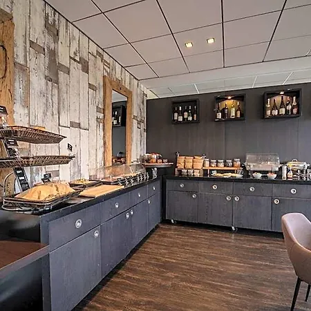 Fletcher Restaurant Zeeduin فندق فيكْ آنْ زي