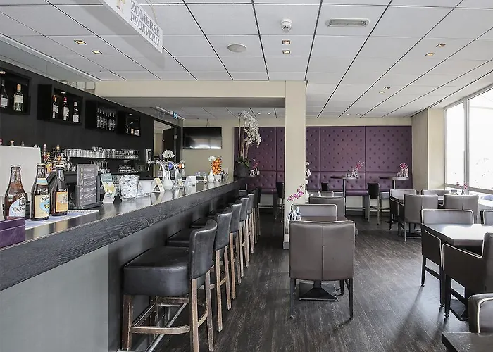 Szálloda Fletcher Restaurant Zeeduin