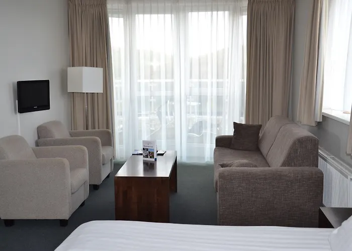 Szálloda Fletcher Restaurant Zeeduin